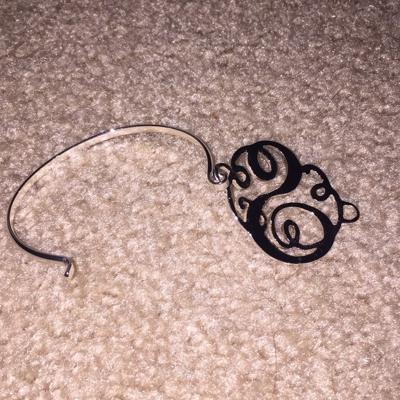 Fun silver “S” initial bracelet.  Brand new - Picture 2 of 2
